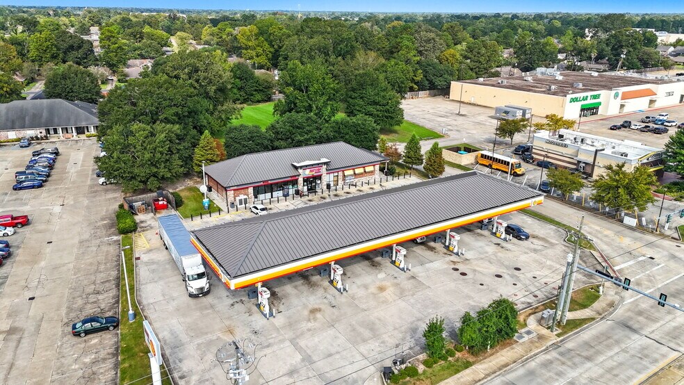 2330 O'Neal Ln, Baton Rouge, LA à vendre - Photo de l’immeuble – Image 3 sur 6