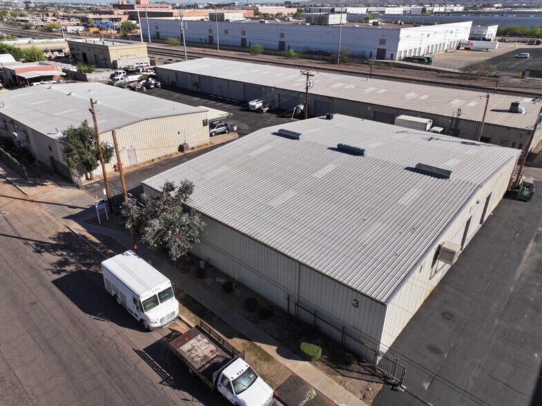 1645-1711 E Jackson St, Phoenix, AZ à vendre - Photo de l’immeuble – Image 3 sur 18
