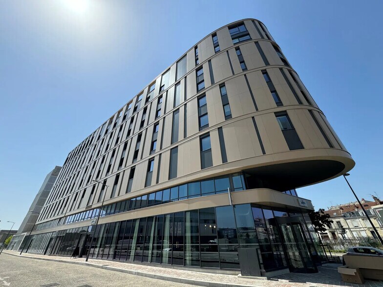 Bureau dans Reims à louer - Photo de l’immeuble – Image 1 sur 7