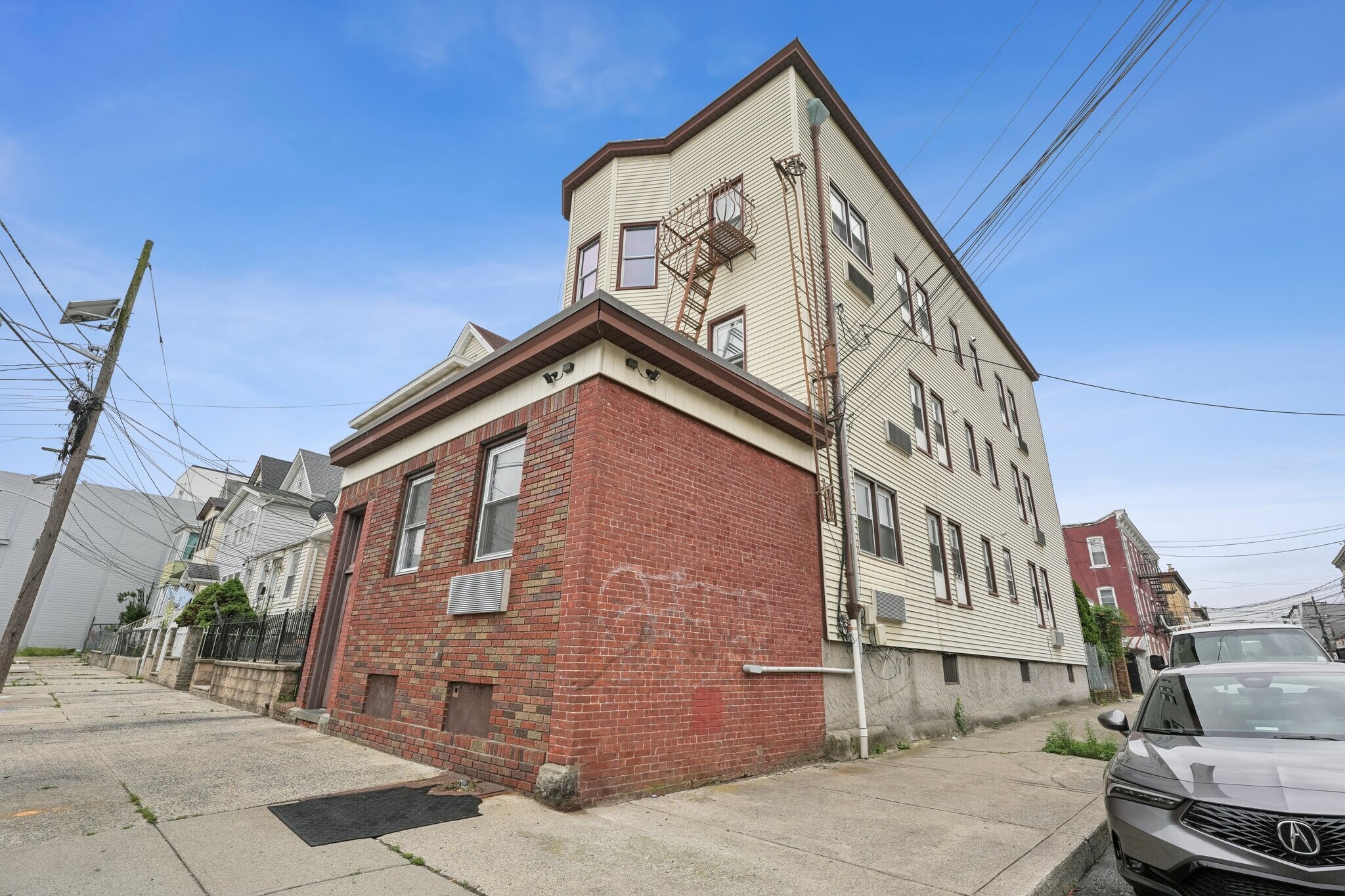 109 10th St, Passaic, NJ à vendre Photo de l’immeuble– Image 1 sur 37