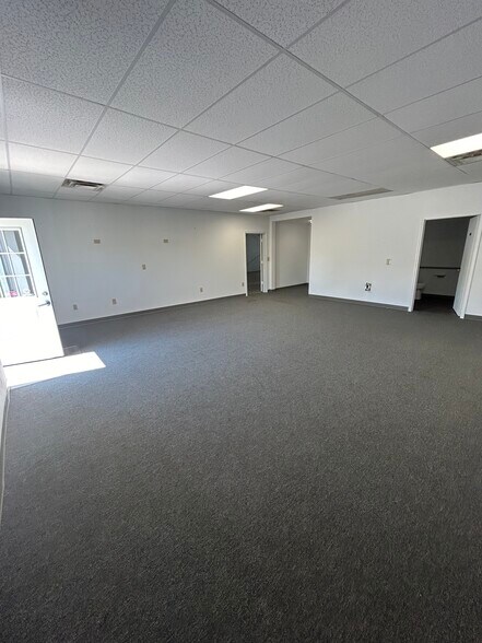 3000 Erika Ave, Sedalia, MO à vendre - Photo de l’immeuble – Image 2 sur 4
