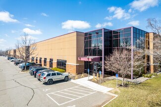 Plus de détails pour 2215-2235 Highway 36 W, Roseville, MN - Industriel/Logistique à louer