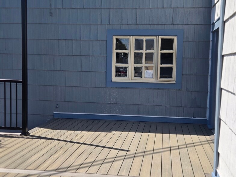 512 S First St, La Conner, WA à louer - Photo de l’immeuble – Image 3 sur 23