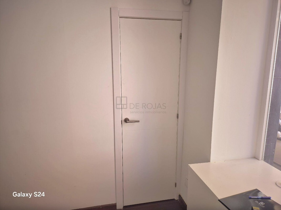 Calle De Santa Engracia, 61, Madrid, MAD 28010 - Lot 01 -  - Photo intérieure - Image 1 of 2