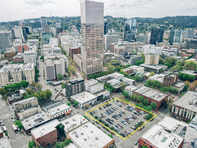 125 NW 4th Ave, Portland, OR à vendre - Photo principale – Image 1 sur 3
