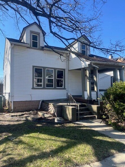 457 Bennett Ave, Ferndale, MI à vendre - Photo principale – Image 1 sur 9