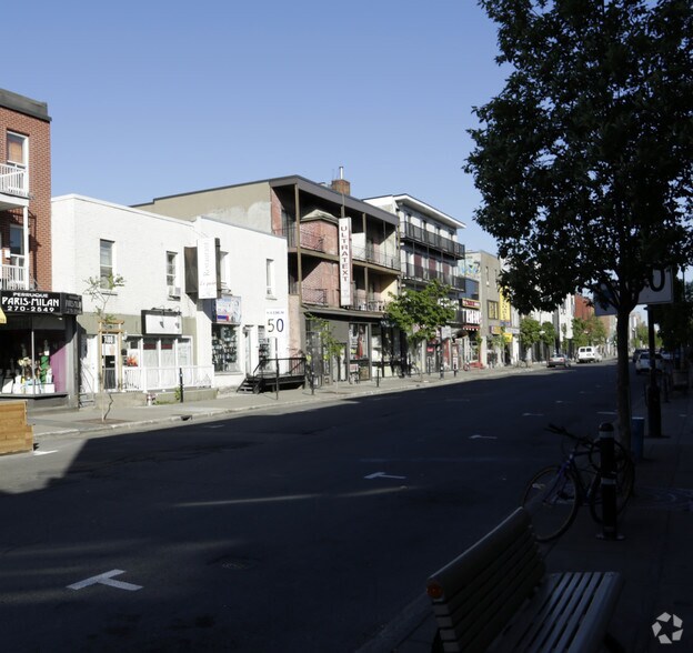 7184 Rue Saint-Hubert, Montréal, QC à vendre - Photo de l’immeuble – Image 2 sur 2