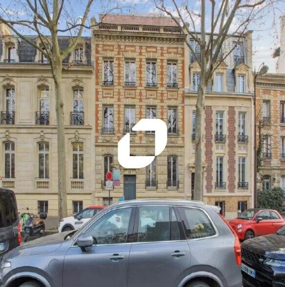 Bureau dans Paris à louer - Photo de l’immeuble – Image 2 sur 21