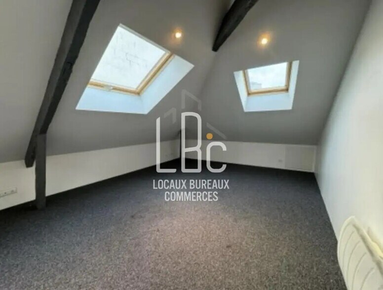 Bureau dans Nantes à louer - Photo de l’immeuble – Image 2 sur 8