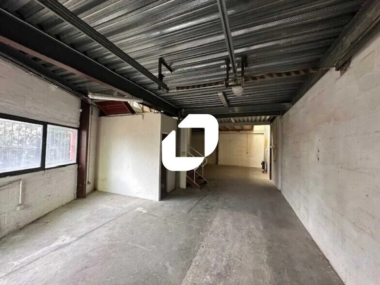 Local d’activités dans Eaubonne à louer - Photo intérieure – Image 2 sur 11