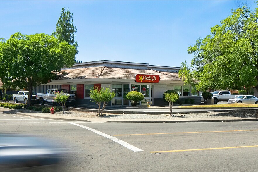 6360 Westside Rd, Redding, CA à vendre - Photo de l’immeuble – Image 2 sur 6
