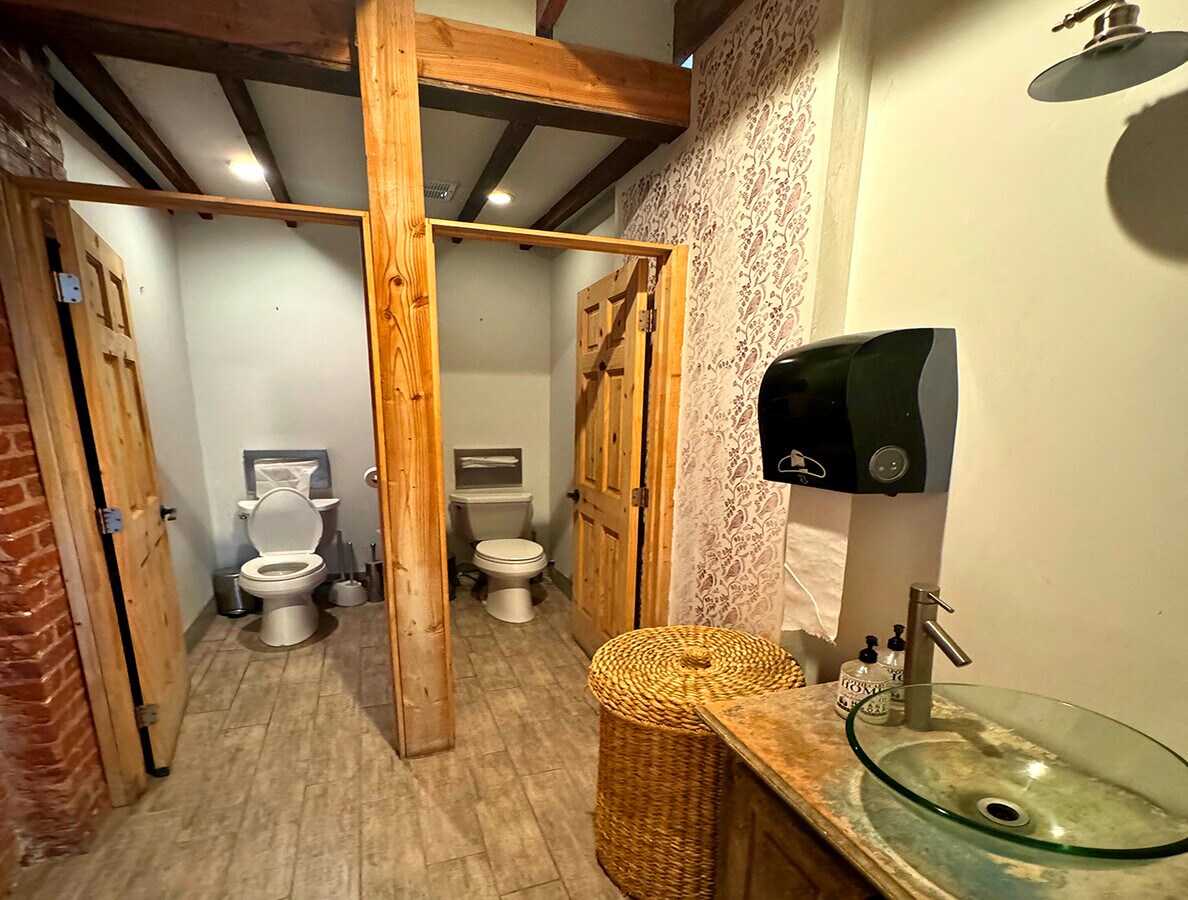 View Photo
