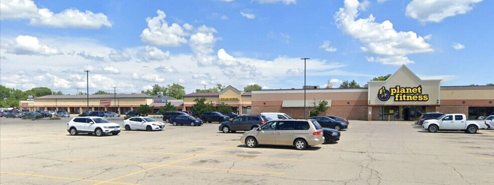 6303-6501 N 2nd St, Loves Park, IL à louer - Photo de l’immeuble – Image 2 sur 6