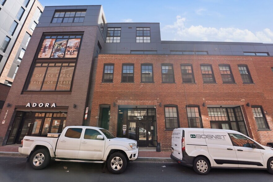 1827 Wiltberger St NW, Washington, DC à vendre - Photo de l’immeuble – Image 3 sur 14