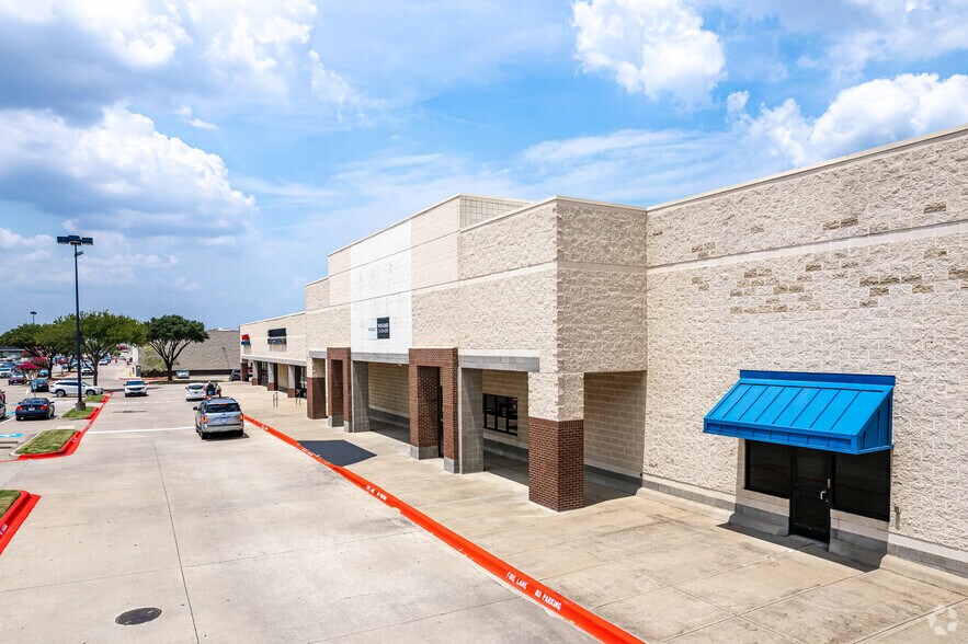 2420 S Stemmons Fwy, Lewisville, TX à louer - Photo de l’immeuble – Image 2 sur 28