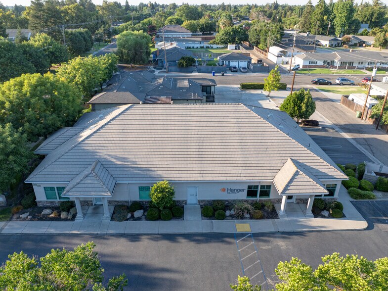 2020 Colorado Ave, Turlock, CA à vendre - Photo de l’immeuble – Image 1 sur 24