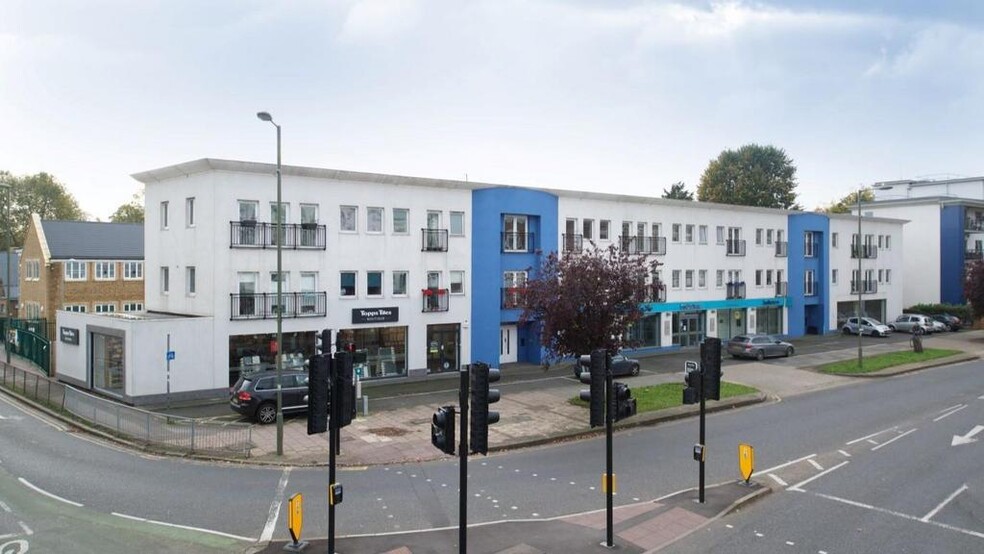 New Zealand Ave, Walton On Thames à louer - Photo de l’immeuble – Image 3 sur 20
