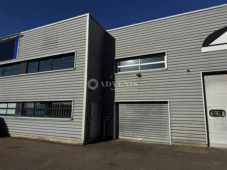 Local d’activités dans Souffelweyersheim à louer - Photo de l’immeuble – Image 1 sur 9