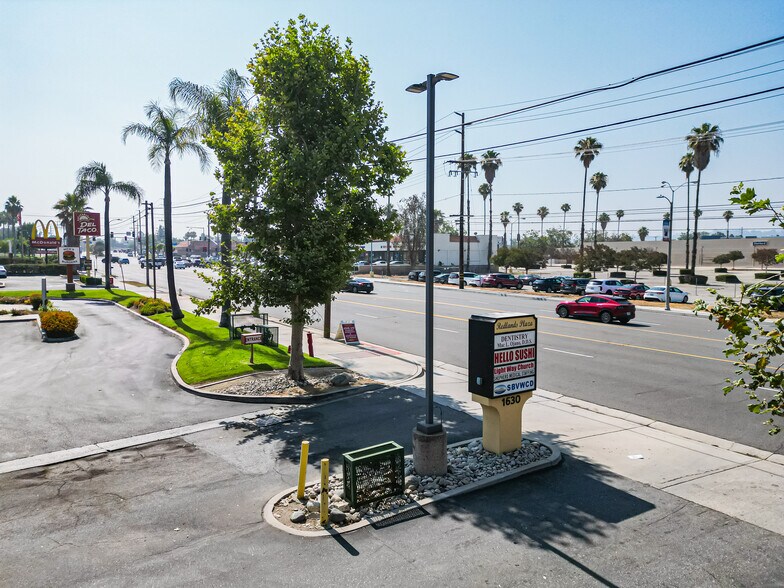 1636 Redlands Blvd, Redlands, CA à vendre - Photo de l’immeuble – Image 3 sur 8