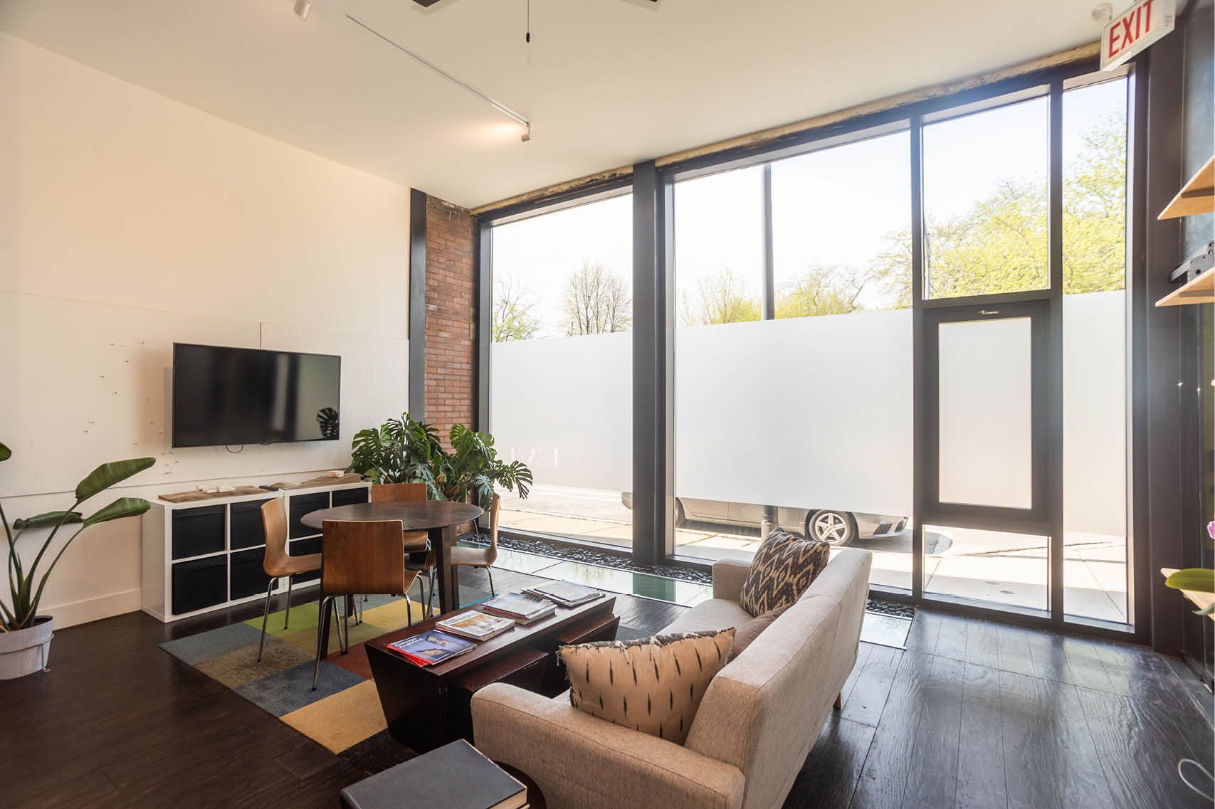 3489 N Elston Ave, Chicago, IL à vendre Photo intérieure– Image 1 sur 9