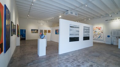 299 NW 25th St, Miami, FL à louer Photo intérieure– Image 2 sur 5