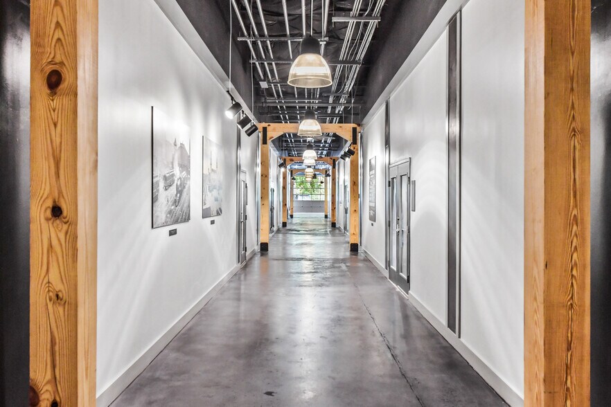 650 Hamilton Ave SE, Atlanta, GA à louer - Photo intérieure – Image 1 sur 85