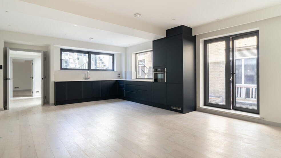 5-7A Kendrick Mews, Londres à vendre - Photo intérieure – Image 3 sur 7