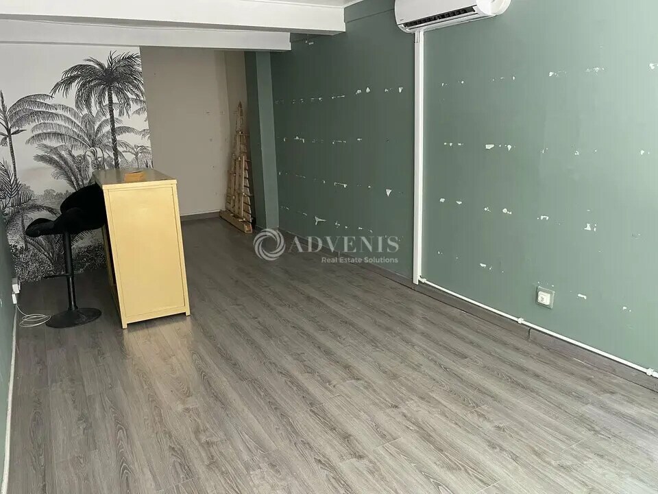 Local commercial dans  à louer Photo intérieure– Image 1 sur 6