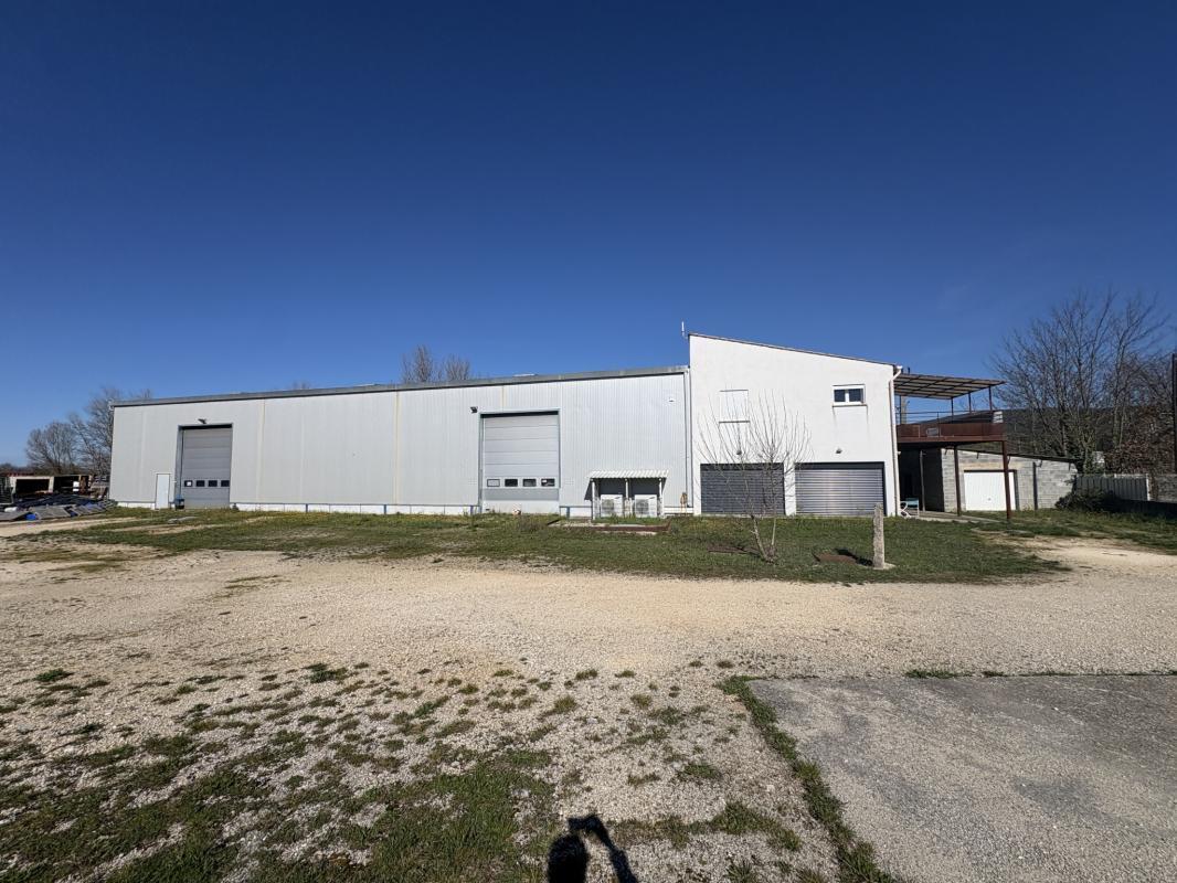 Industriel/Logistique dans Brouzet-lès-Alès à vendre Photo de l’immeuble– Image 1 sur 10