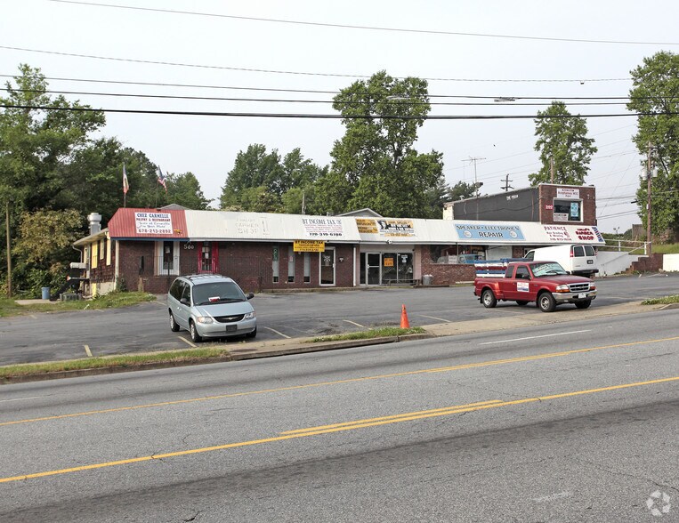 560 SE Windy Hill Rd, Smyrna, GA à vendre - Photo de l’immeuble – Image 3 sur 4