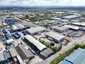 Z Warehouse, Mosley Rd, Manchester, GTM - VUE AÉRIENNE  vue de carte - Image1