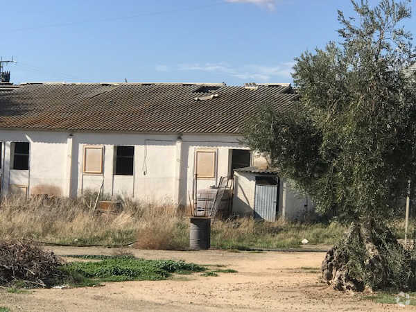 Industriel/Logistique dans Polán, Toledo à vendre - Photo de l’immeuble – Image 3 sur 5