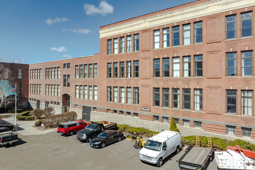 95 Scovill St, Waterbury, CT à louer - Photo de l’immeuble – Image 2 sur 5