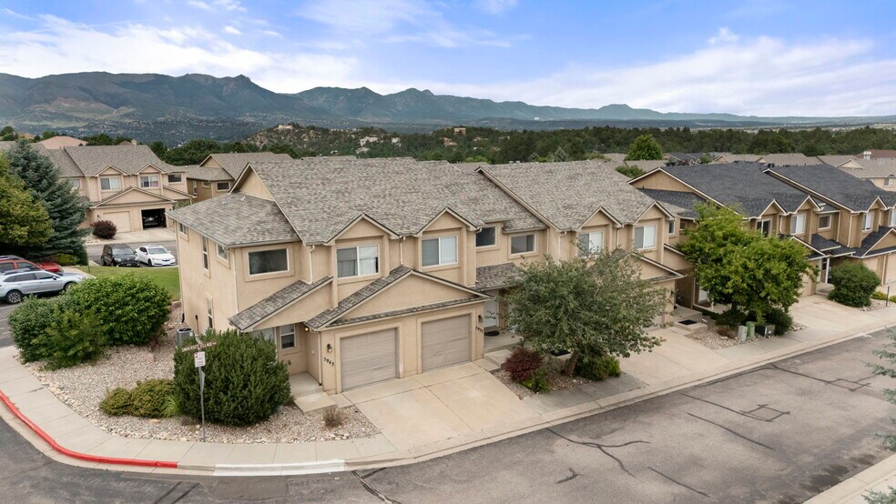 5943 University Village Vw, Colorado Springs, CO à vendre - Photo de l’immeuble – Image 2 sur 28