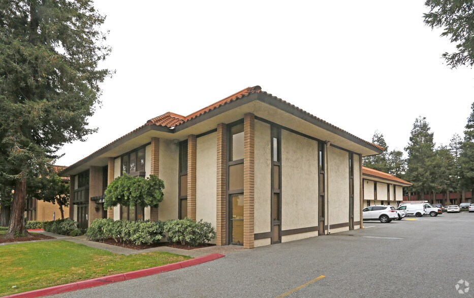 4100 Moorpark Ave, San Jose, CA à louer - Photo de l’immeuble – Image 3 sur 3