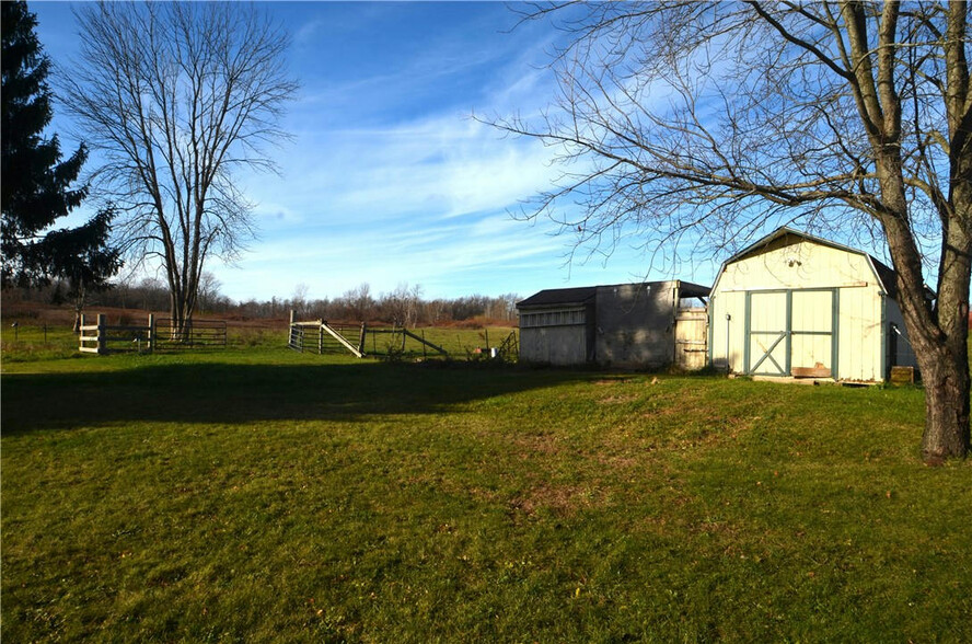 000 Hulberton Rd, Holley, NY à vendre - Photo principale – Image 1 sur 10