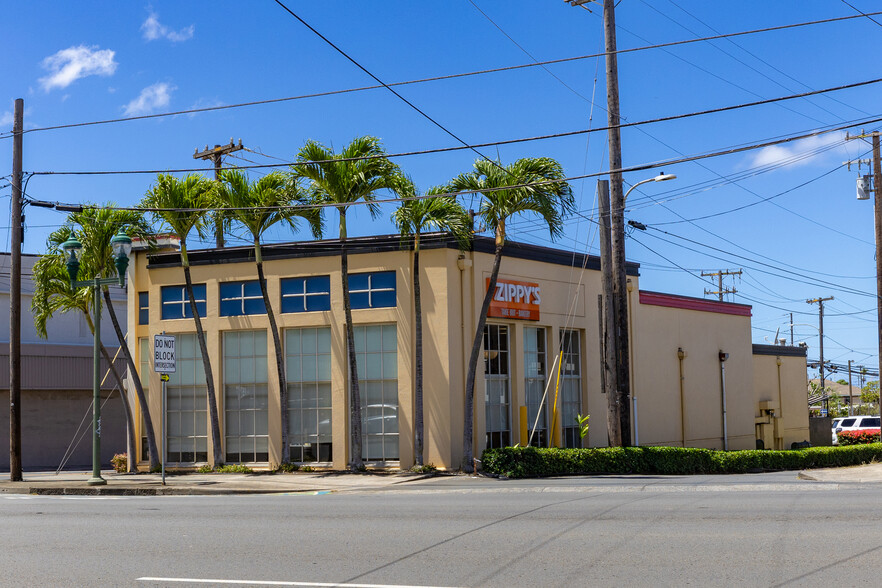 904 Mokauea St, Honolulu, HI à vendre - Photo de l’immeuble – Image 3 sur 6