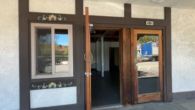 28200 Hwy 189, Lake Arrowhead, CA à louer - Vidéo sur l’annonce professionnelle