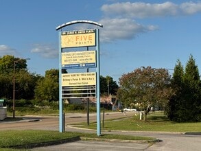 2340-2410 Martin Luther King Jr Ave, Knoxville, TN à louer Photo intérieure– Image 2 sur 7