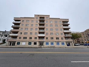 8686 Bay Pky, Brooklyn, NY à louer Photo intérieure– Image 2 sur 13