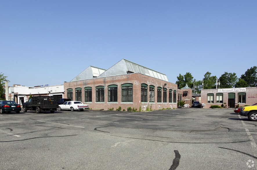 909 Islington St, Portsmouth, NH à louer - Photo principale – Image 1 sur 3