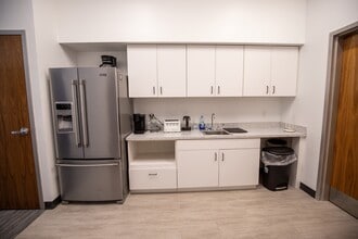 965 Greentree Rd, Pittsburgh, PA à louer Photo intérieure– Image 2 sur 6