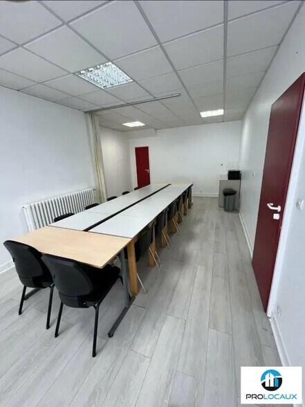 Bureau dans Abbeville à vendre - Photo intérieure – Image 2 sur 5