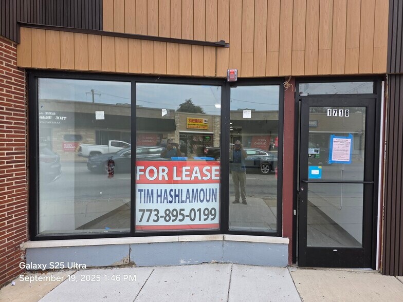 1718-1726 W Roosevelt Rd, Broadview, IL à vendre - Photo de l’immeuble – Image 2 sur 10