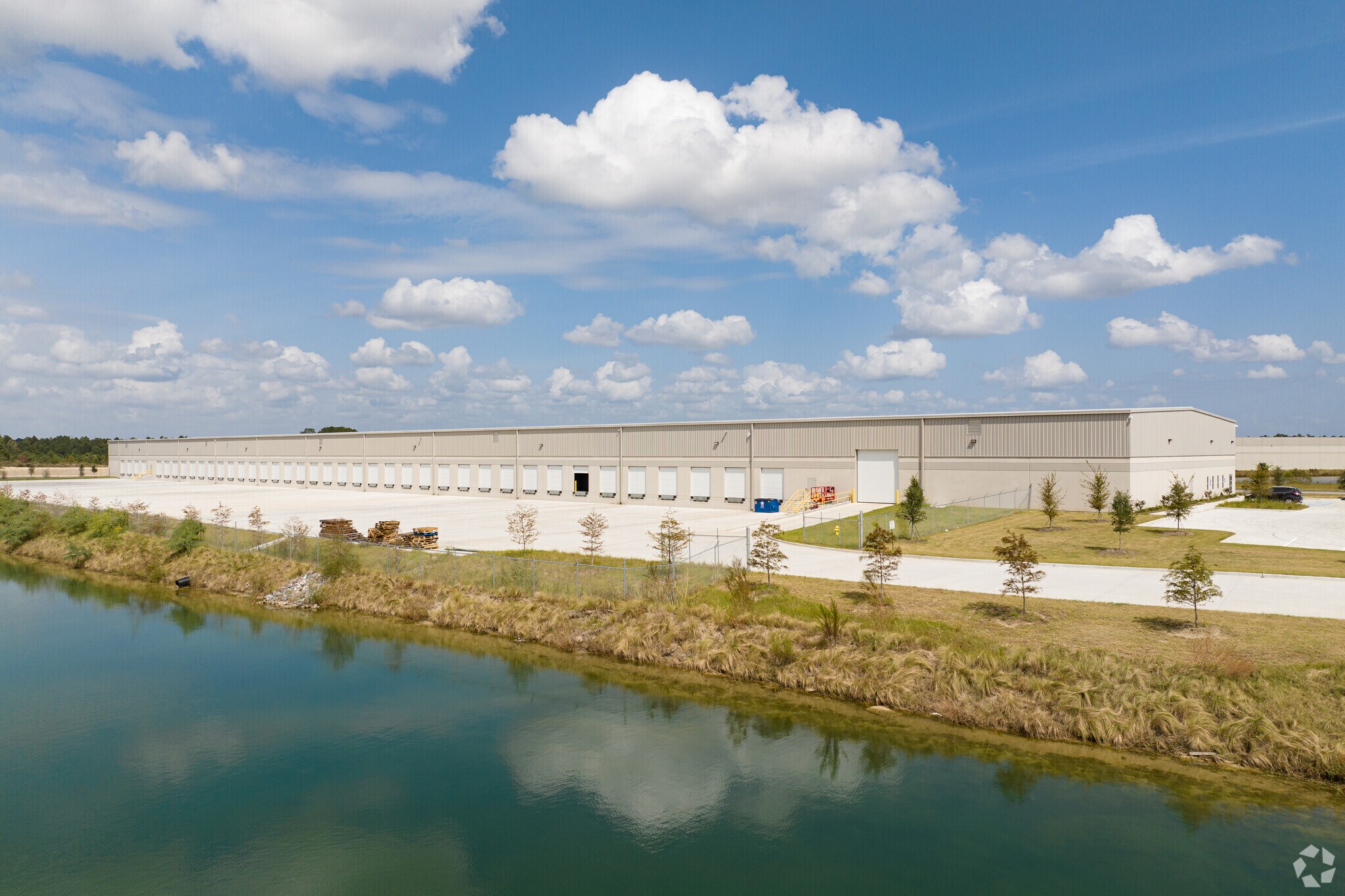 251 Morgan Lakes Industrial Blvd, Pooler, GA à louer Photo principale– Image 1 sur 37