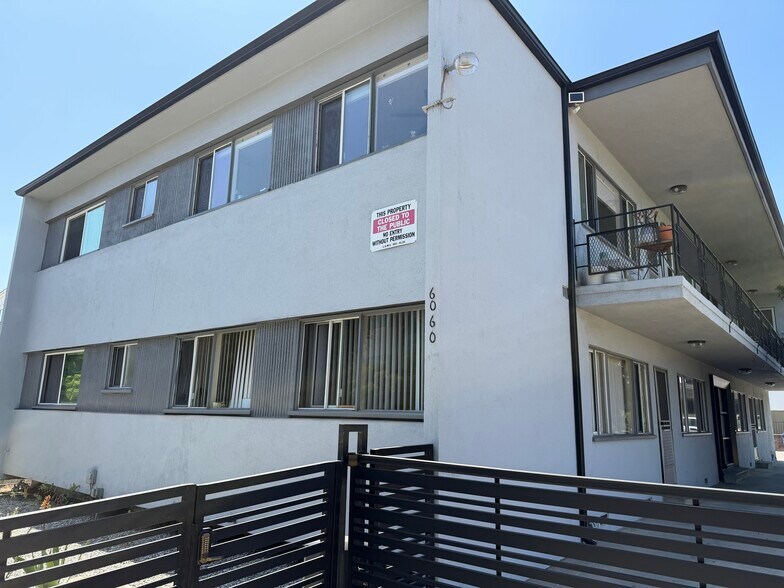 6060 Cadillac Ave, Los Angeles, CA à vendre - Photo de l’immeuble – Image 3 sur 24