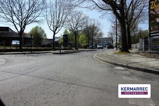 Plus de détails pour Local d'activités à louer