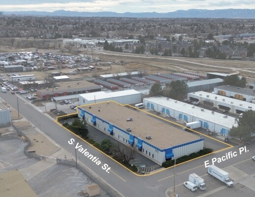 2075 S Valentia St, Denver, CO à vendre - Photo de l’immeuble – Image 2 sur 15