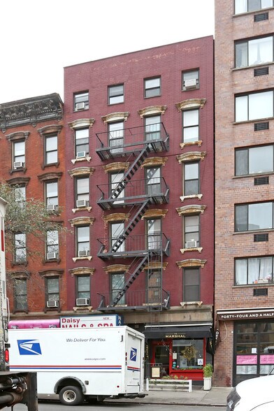628 Tenth Ave, New York, NY à louer - Photo principale – Image 1 sur 6