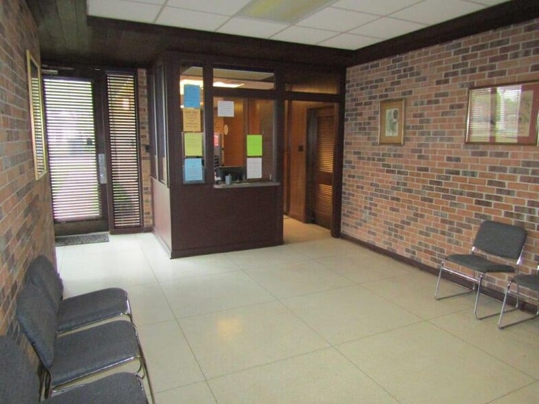 301 Julia St, New Iberia, LA à louer - Photo intérieure – Image 3 sur 14